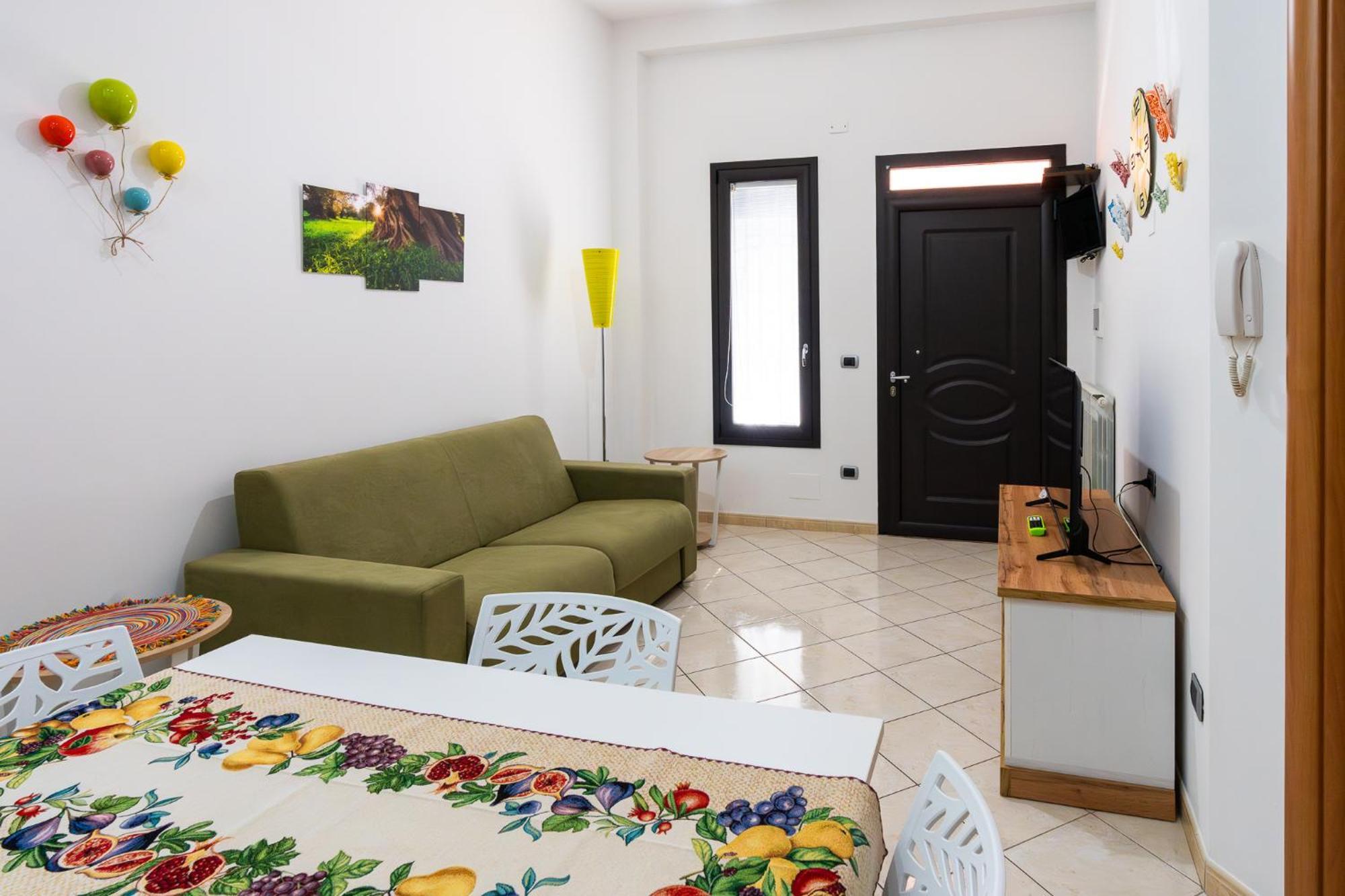Casa Vacanze Ines Latiano ภายนอก รูปภาพ